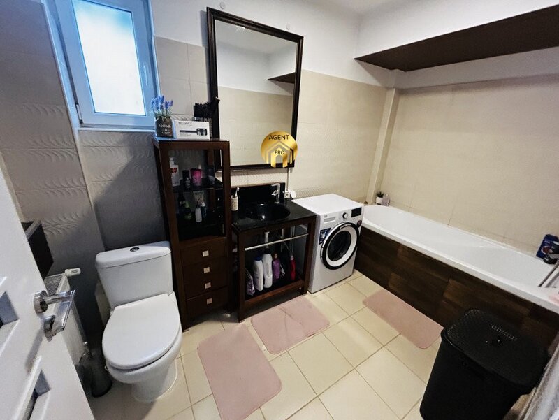 Ilfov Vila superba in Bragadiru, Strada Verii - colt Cartier Latin